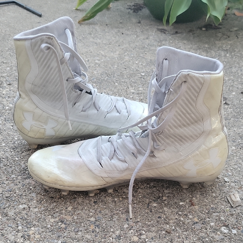 Under Armour White Highlight Cleats